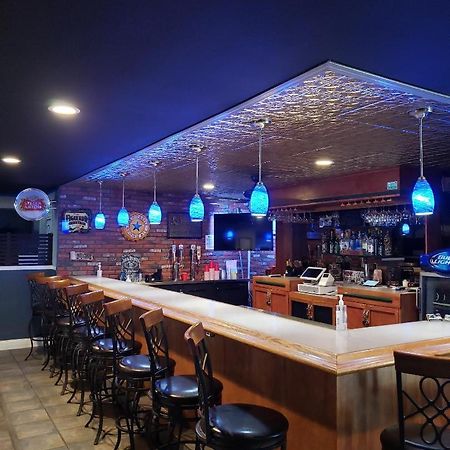 O'Cairns Inn And Suites Lompoc Dış mekan fotoğraf