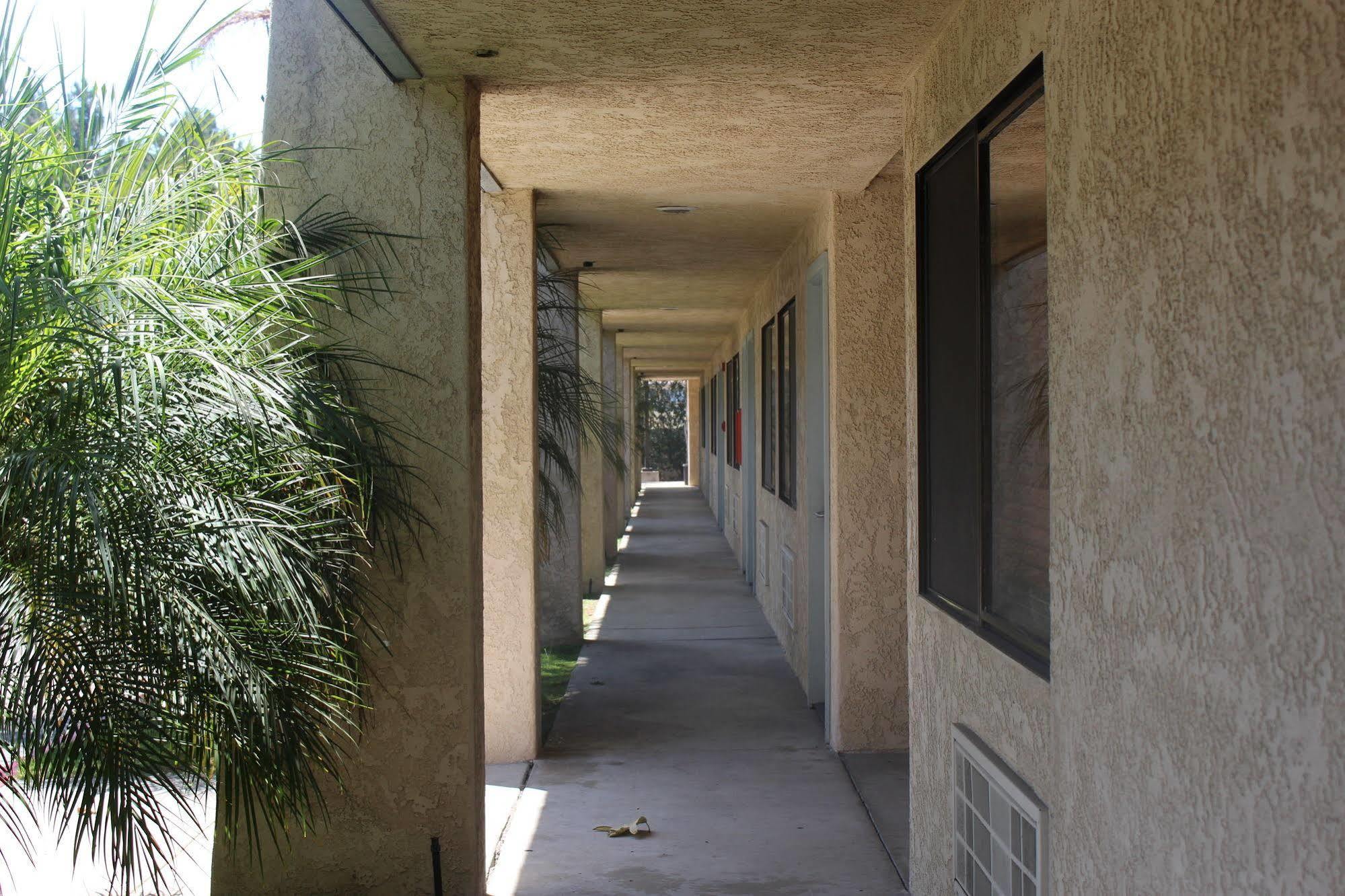 O'Cairns Inn And Suites Lompoc Dış mekan fotoğraf