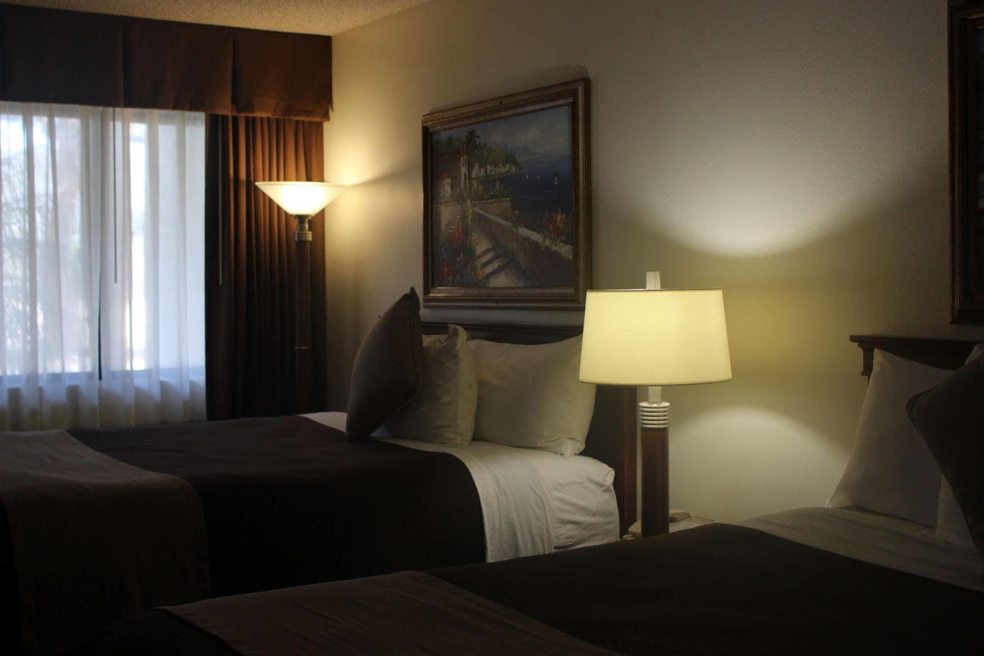 O'Cairns Inn And Suites Lompoc Dış mekan fotoğraf
